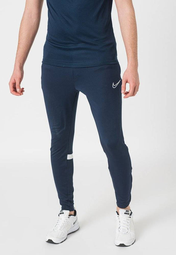 Nike slim fit joggers men best sale