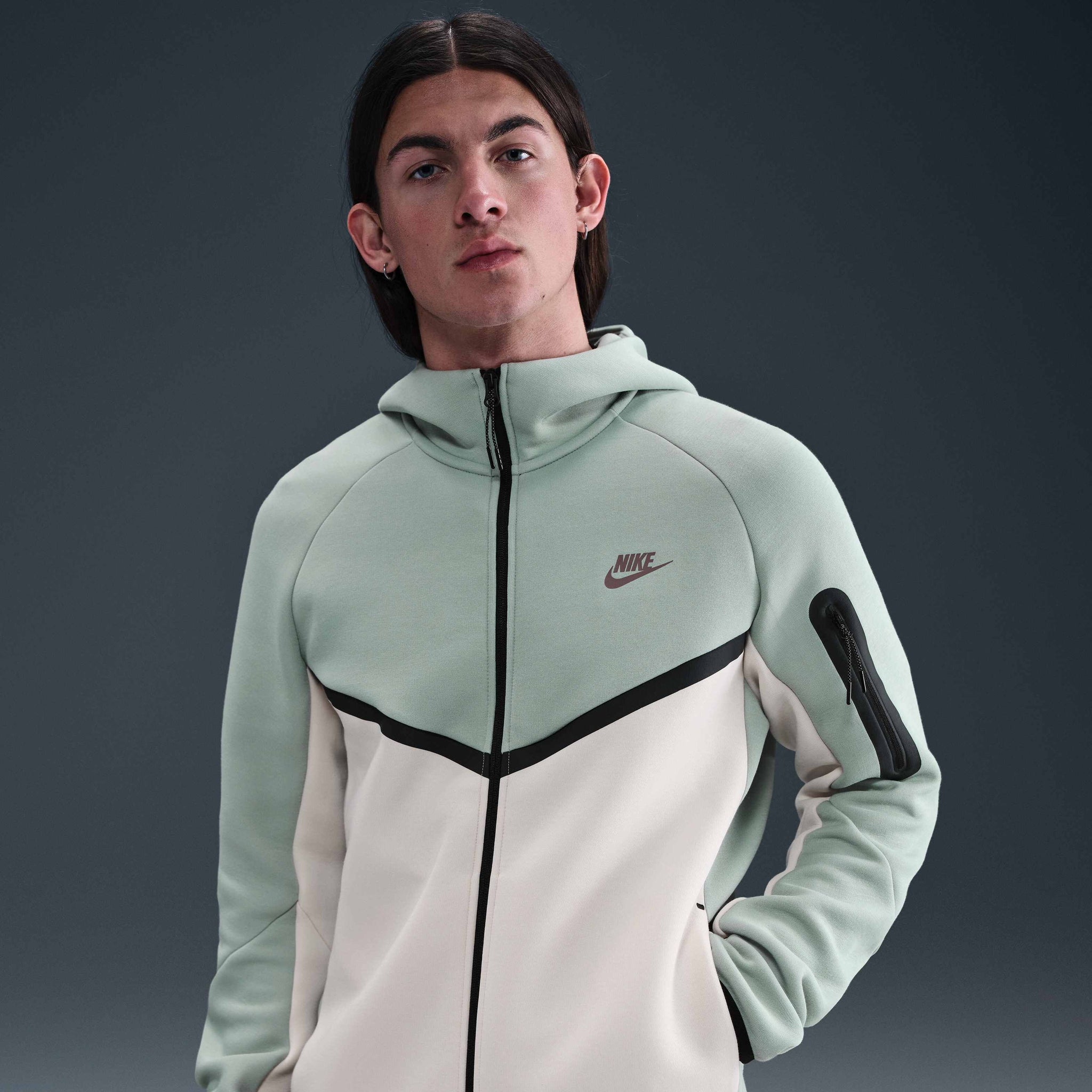 nike dusty green tracksuit