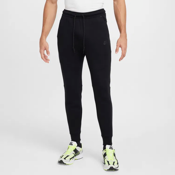 Nike Tech Fleece Pants Black 2025