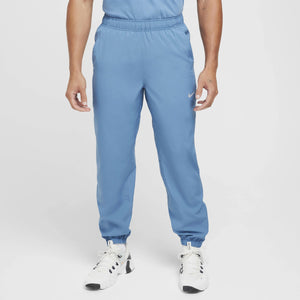 Nike Form Men's Dri-FIT Tapered Versatile Trousers -