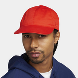 Nike Club Unstructured Flat-Bill Cap - Picante Red