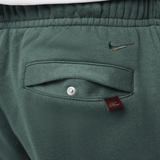 Nike NSW Club Joggers green