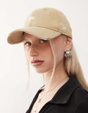 New Era NY Yankees 9twenty distressed mini logo cap in cream denim