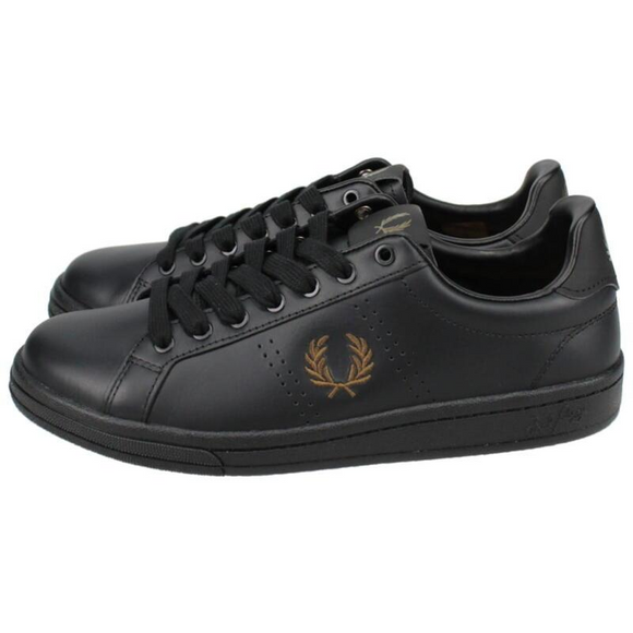 FRED PERRY Low-top sneakers in leather