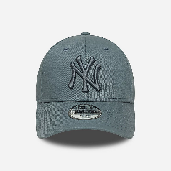 New Era NY Yankees 9forty tonal cap in grey