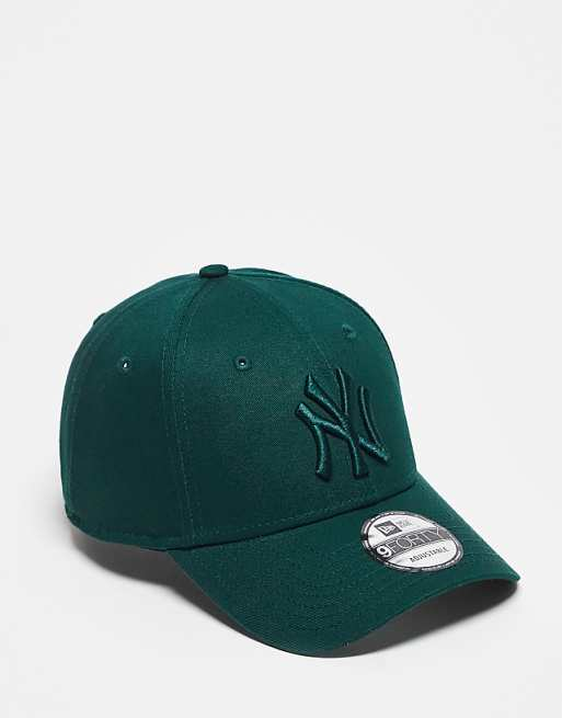 New Era NY Yankees 9Forty cap in dark green