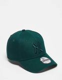 New Era NY Yankees 9Forty cap in dark green