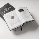The Qur'an: With Sūrah Introductions and Appendices Paperback