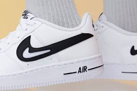 Nike Air Force 1 Low