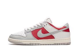 Nike Dunk Low Retro