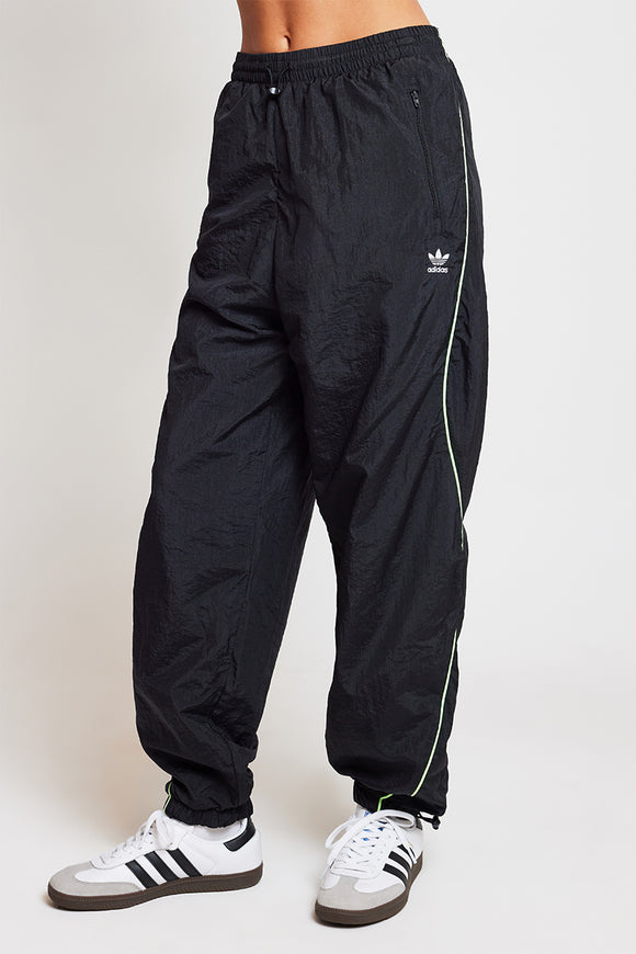 adidas Originals Loose Parachute Pant Black