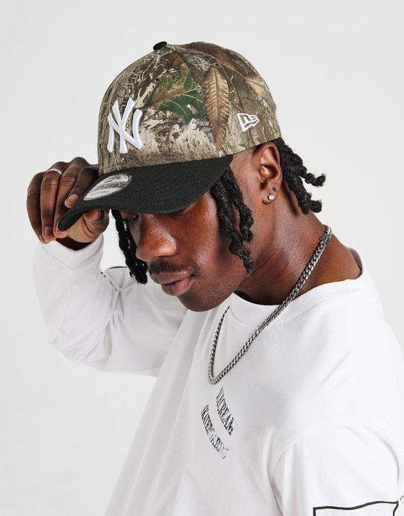 Black New Era MLB New York Yankees 9FORTY Real Tree Cap