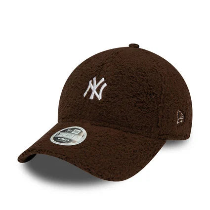 New York Yankees Teddy Dark Brown 9FORTY Adjustable Cap