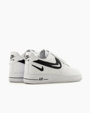 Nike Air Force 1 Low Cut Out Swoosh Black