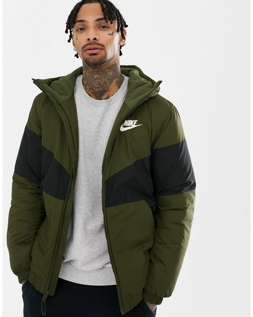 Nike Windbreaker In Green