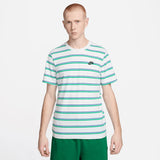 NIKE Sportswear Club Multicolor t-shirt