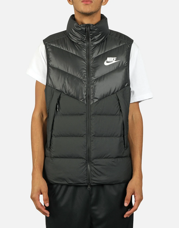 while Nike  DOWN FILL WINDRUNNER VEST