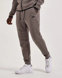 Nike Tech Fleece ensemble pack