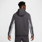 Zip-up hoodie Nike Tech - Sweatshirts - Men's - Lifestyle.