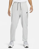 Nike Sportswear Tech Lightweight Open